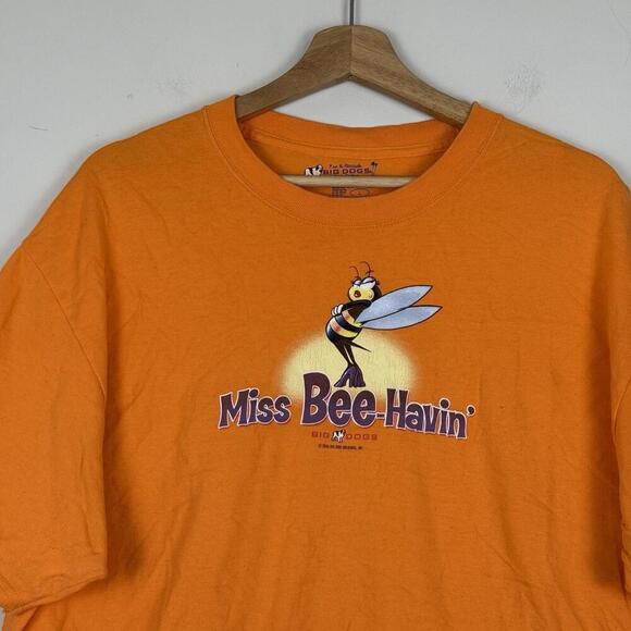 Vintage Big Dogs Miss Bee-Havin T-Shirt Orange Men Size L Funny Graphic Tee Y2K - Picture 4 of 6